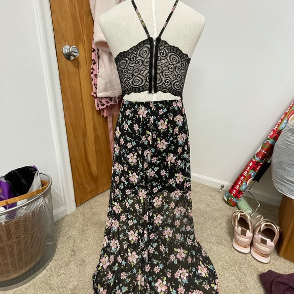 Spring/summer dress - Picture 3 of 6